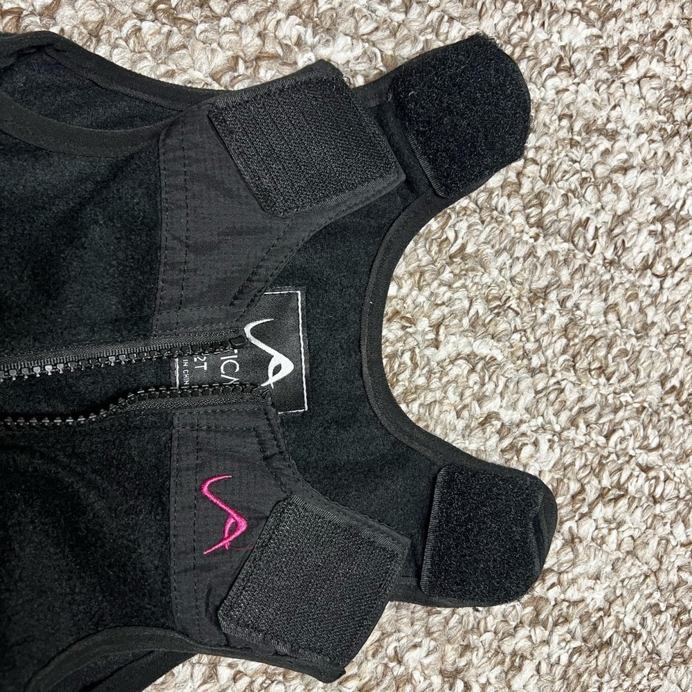 Vertical 9’ Girls Snowsuit- Size 2T - Picture 7 of 11